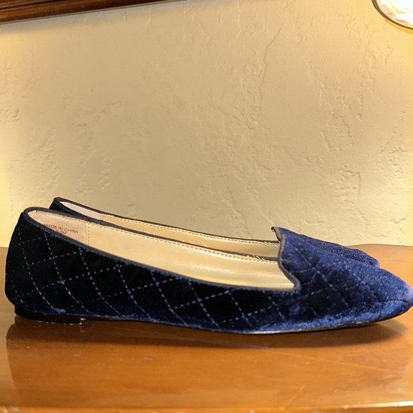 Talbots Indigo Blue Quilted Velvet Flats Size 6.5 - Picture 3 of 4